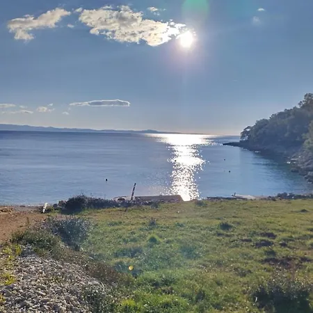 Kamp alanı Robinson Accommodate & Camping Places Maslina